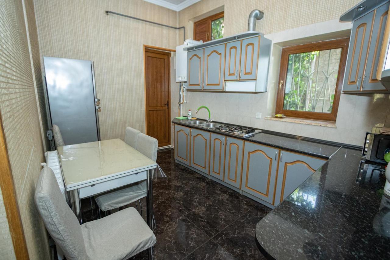 Barnaba Apartment Tbiliszi Kültér fotó